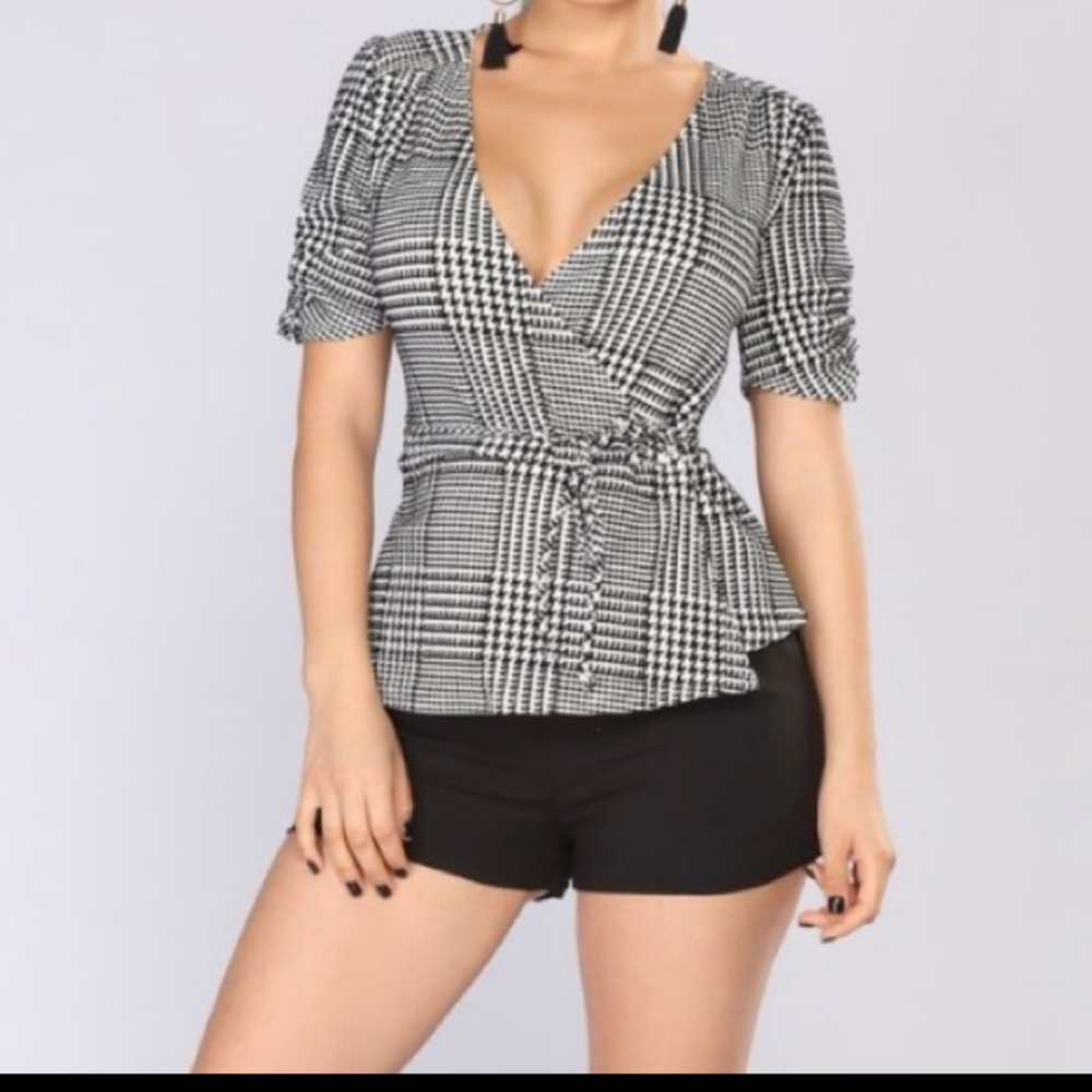 NEW Fashion nova work top